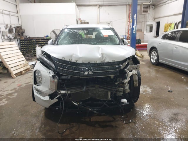 Продаж на аукціоні авто 2023 Mitsubishi Outlander Se 2.5 S-awc, vin: JA4J4UA83PZ051111, номер лоту: 44245225
