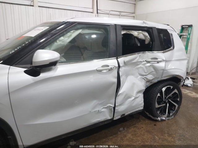 Продаж на аукціоні авто 2023 Mitsubishi Outlander Se 2.5 S-awc, vin: JA4J4UA83PZ051111, номер лоту: 44245225