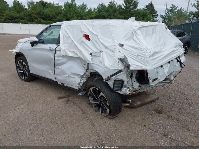 Продаж на аукціоні авто 2023 Mitsubishi Outlander Se 2.5 S-awc, vin: JA4J4UA83PZ051111, номер лоту: 44245225