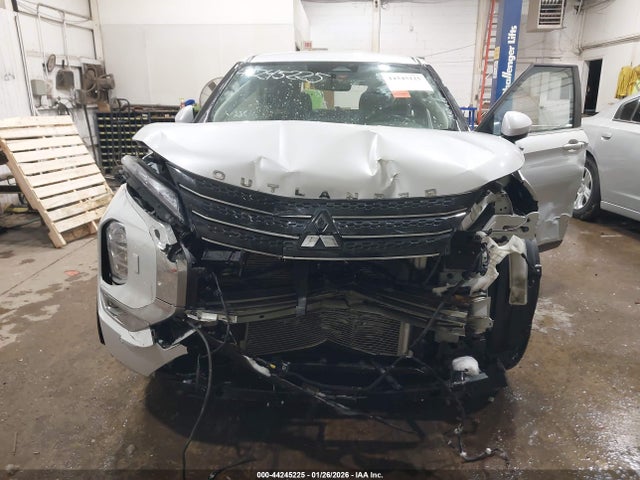 Продаж на аукціоні авто 2023 Mitsubishi Outlander Se 2.5 S-awc, vin: JA4J4UA83PZ051111, номер лоту: 44245225