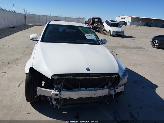 55SWF4JB0HU208102 Mercedes-Benz C 300