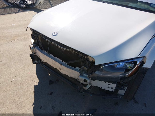 55SWF4JB0HU208102 Mercedes-Benz C 300