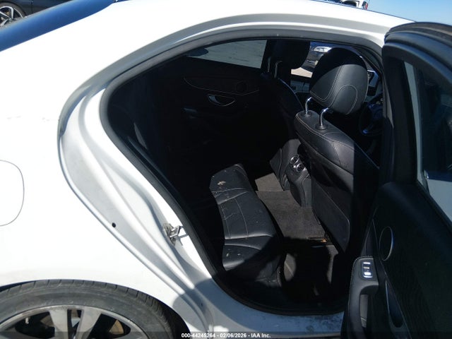 55SWF4JB0HU208102 Mercedes-Benz C 300