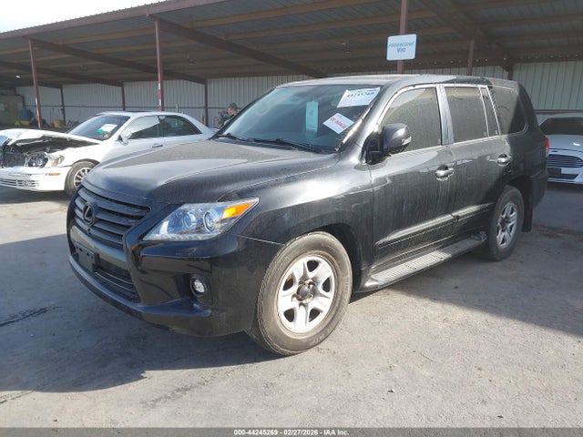 JTJHY7AX8E4134557 Lexus LX 570