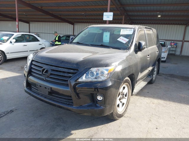 JTJHY7AX8E4134557 Lexus LX 570