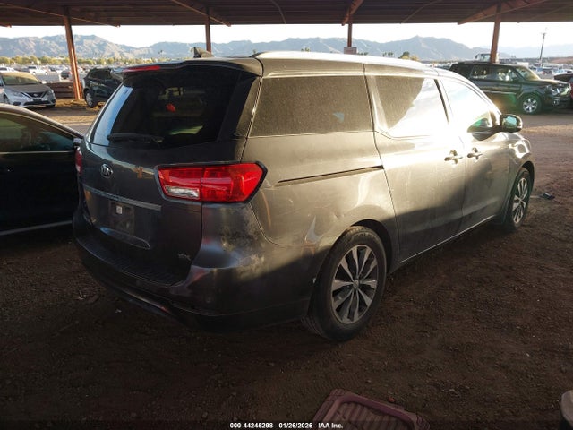 KNDMC5C17G6130827 KIA Sedona Sx