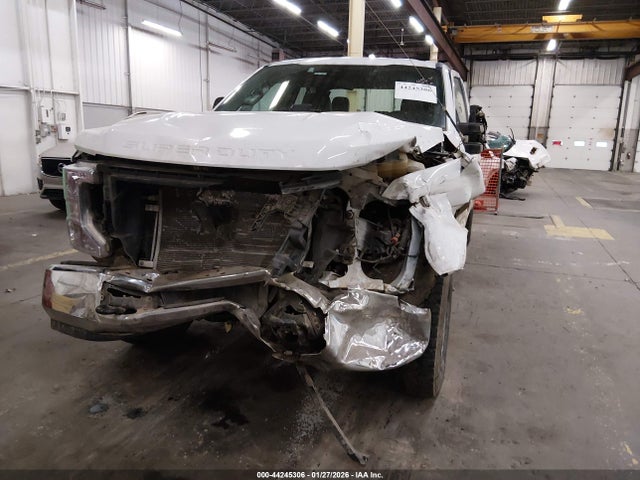 1FT8X3BNXMED07760 Ford F-350 Xl