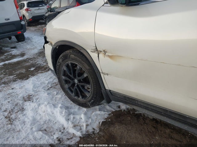 Nissan ROGUE SV 2017 5N1AT2MV2HC874191 Image 18
