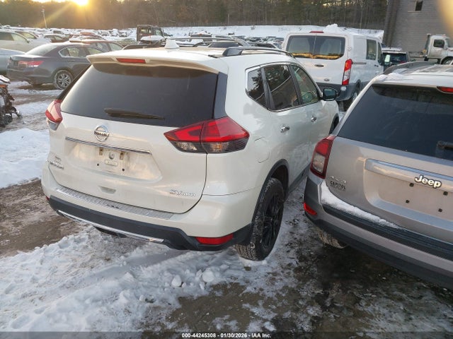 Nissan ROGUE SV 2017 5N1AT2MV2HC874191 Image 4