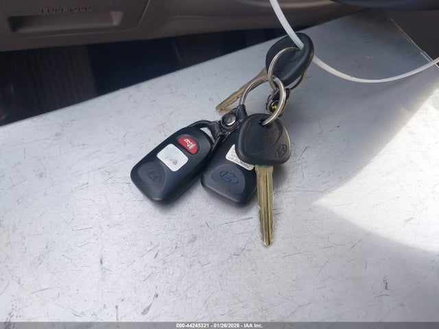 5NPD84LF4HH014743 Hyundai ELANTRA SE