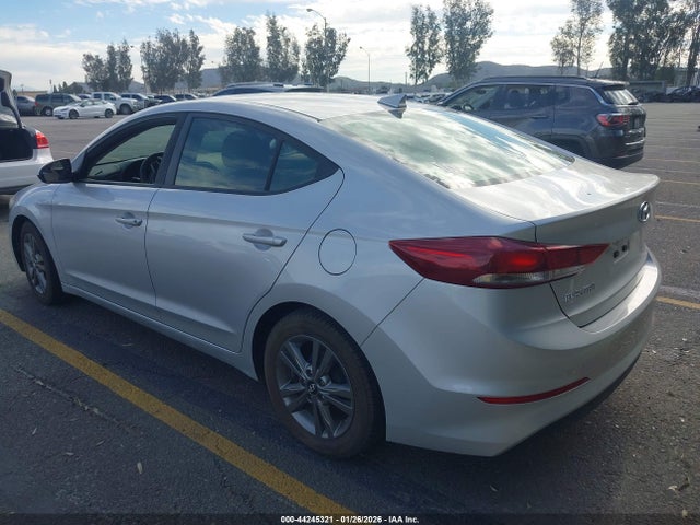 5NPD84LF4HH014743 Hyundai ELANTRA SE