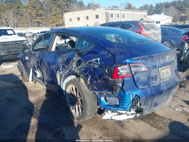 2021 TESLA MODEL 3 5YJ3E1EB5MF056604 Photo 2