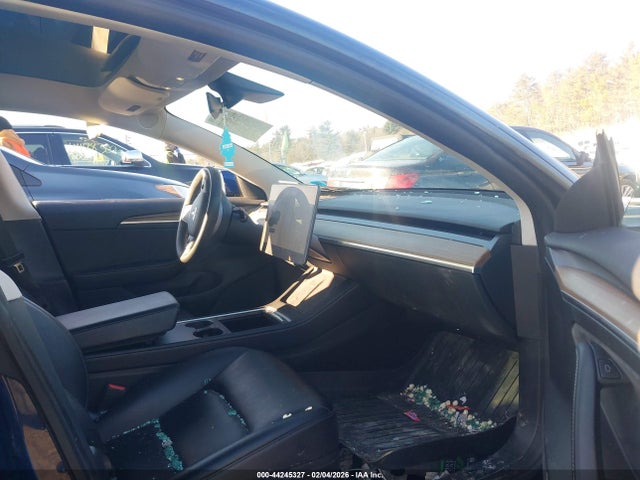 2021 TESLA MODEL 3 5YJ3E1EB5MF056604 Photo 4