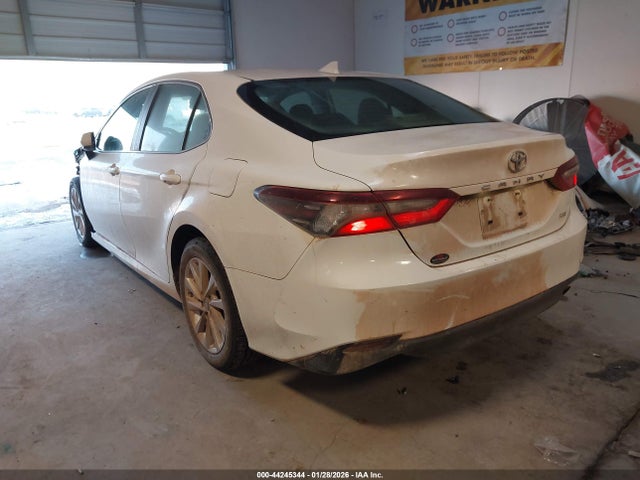 2022 TOYOTA CAMRY 4T1C11AKXNU684566 Photo 2