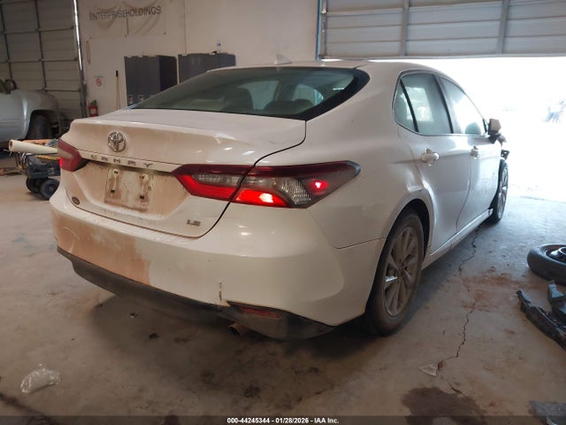 2022 TOYOTA CAMRY 4T1C11AKXNU684566 Photo 3