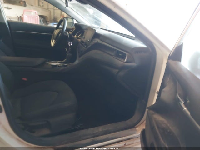 2022 TOYOTA CAMRY 4T1C11AKXNU684566 Photo 4