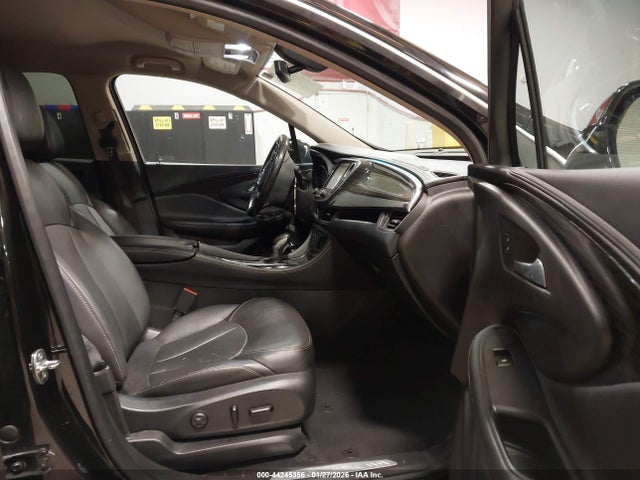 2017 Buick Envision Essence მანქანა იყიდება აუქციონზე, vin: LRBFXDSA0HD087954, აუქციონის ნომერი: 44245356