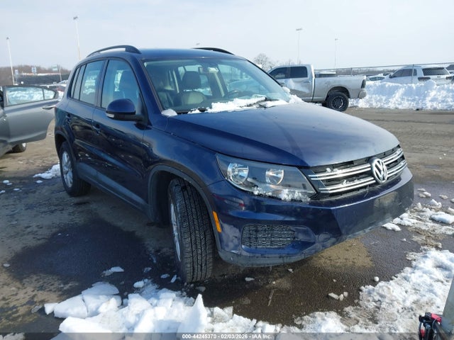 2016 VOLKSWAGEN TIGUAN WVGBV7AX8GW600511