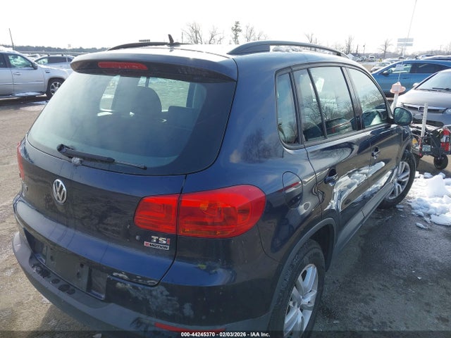 2016 VOLKSWAGEN TIGUAN WVGBV7AX8GW600511 Photo 3