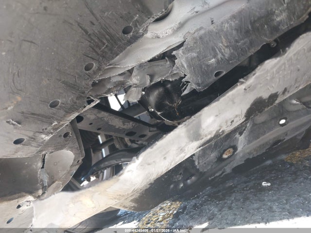 JTDZN3EU0FJ035632 Toyota Prius V Three