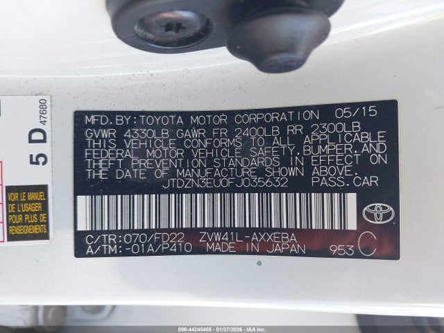 JTDZN3EU0FJ035632 Toyota Prius V Three
