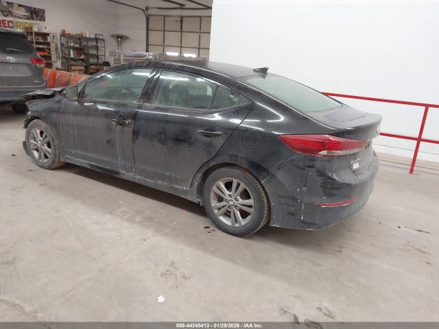 5NPD84LF9HH048371 Hyundai ELANTRA SE