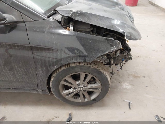 5NPD84LF9HH048371 Hyundai ELANTRA SE