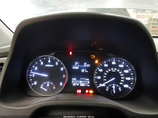 5NPD84LF9HH048371 Hyundai ELANTRA SE