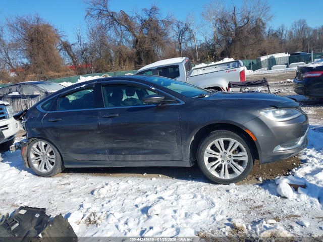 2015 Chrysler 200 Limited მანქანა იყიდება აუქციონზე, vin: 1C3CCCAB2FN751879, აუქციონის ნომერი: 44245419
