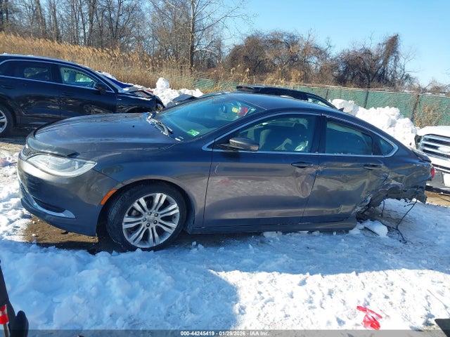 2015 Chrysler 200 Limited მანქანა იყიდება აუქციონზე, vin: 1C3CCCAB2FN751879, აუქციონის ნომერი: 44245419