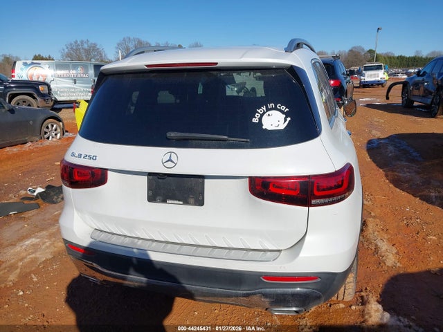2020 Mercedes-benz Glb 250 მანქანა იყიდება აუქციონზე, vin: W1N4M4GB2LW033130, აუქციონის ნომერი: 44245431