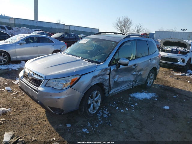 Subaru Forester 2.5i Premium 2015 JF2SJADC7FH590497 Image 2