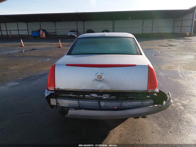 2011 CADILLAC DTS 1G6KH5E64BU134715 Photo 5