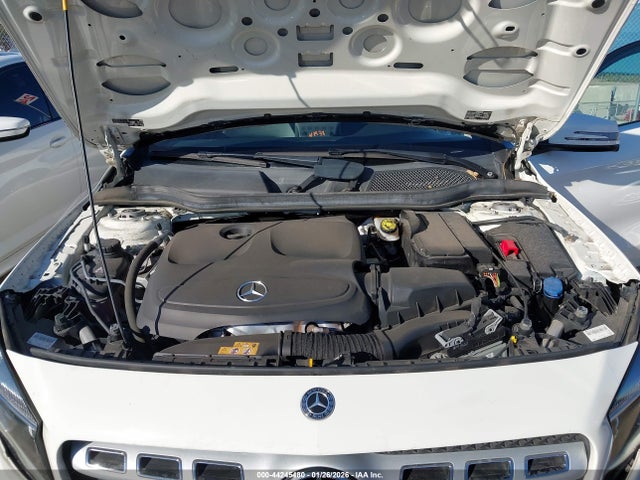 WDCTG4EB5JJ446998 Mercedes-Benz GLA 250