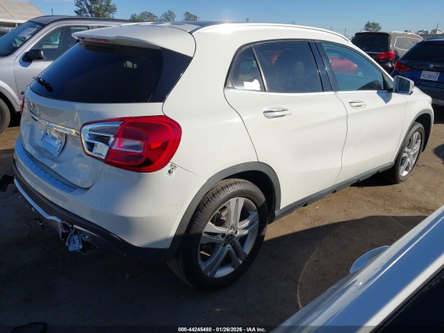 WDCTG4EB5JJ446998 Mercedes-Benz GLA 250