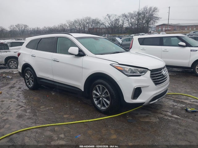 KM8SM4HF3HU181348 Hyundai Santa Fe Se