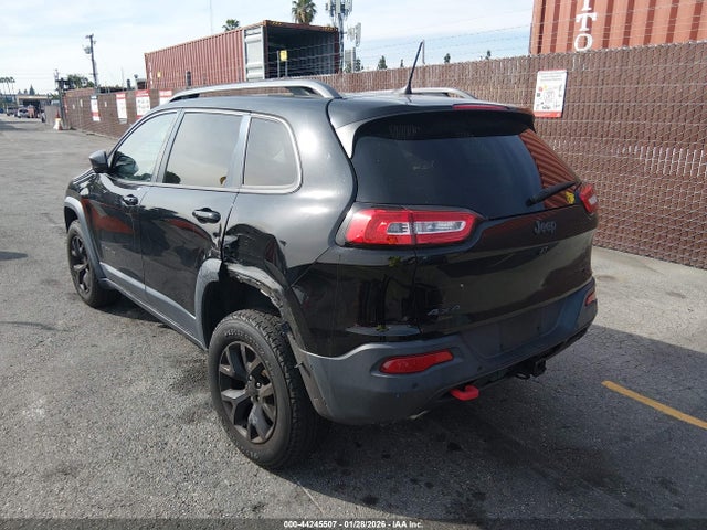 1C4PJMBX8JD617881 Jeep Cherokee Trailhawk 4x4