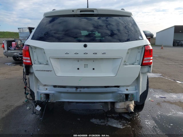 3C4PDCAB9JT217040 Dodge JOURNEY SE