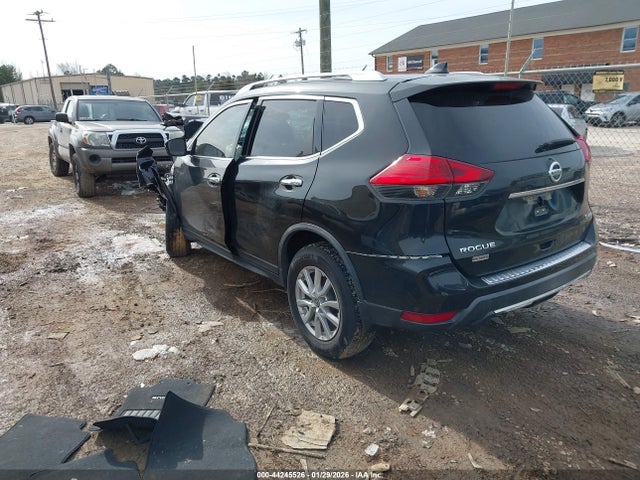 Продажа на аукционе авто 2017 Nissan Rogue Sv, vin: KNMAT2MV3HP504056, номер лота: 44245526