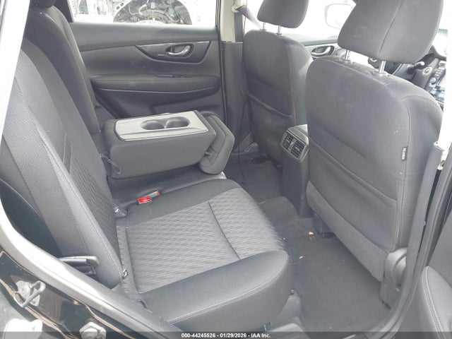 Продажа на аукционе авто 2017 Nissan Rogue Sv, vin: KNMAT2MV3HP504056, номер лота: 44245526