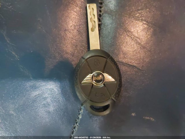 2006 MINI COOPER S WMWRE33546TL16569 Photo 10