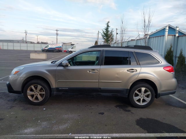 Subaru Outback 2.5i Limited 2014 4S4BRBNC8E3203703 Image 14