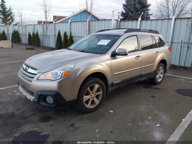 Subaru Outback 2.5i Limited 2014 4S4BRBNC8E3203703 Image 2