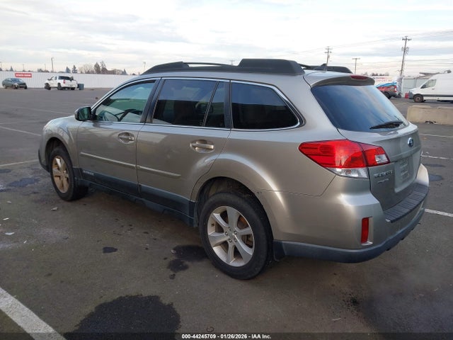 Subaru Outback 2.5i Limited 2014 4S4BRBNC8E3203703 Image 3
