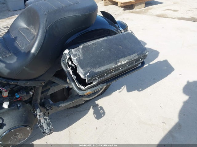 1HD1YWK11LB071298 Harley-Davidson FXLRS