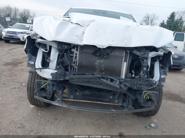 1C6SRFRT1MN513000 RAM 1500 Laramie 4x4 6&#039;4 Box