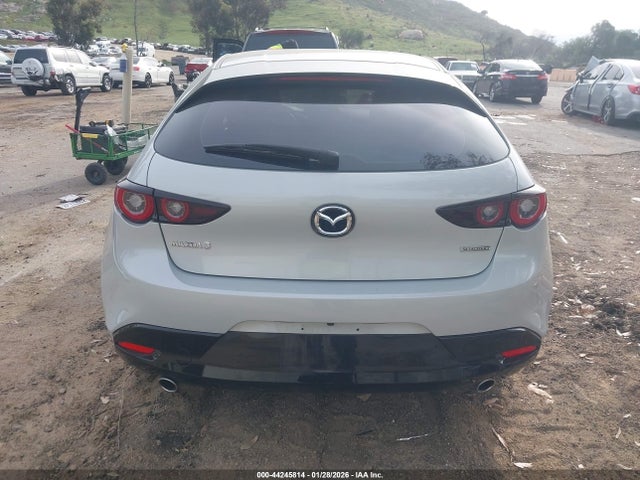 JM1BPAKM5R1720640 Mazda Mazda3 2.5 S Select Sport