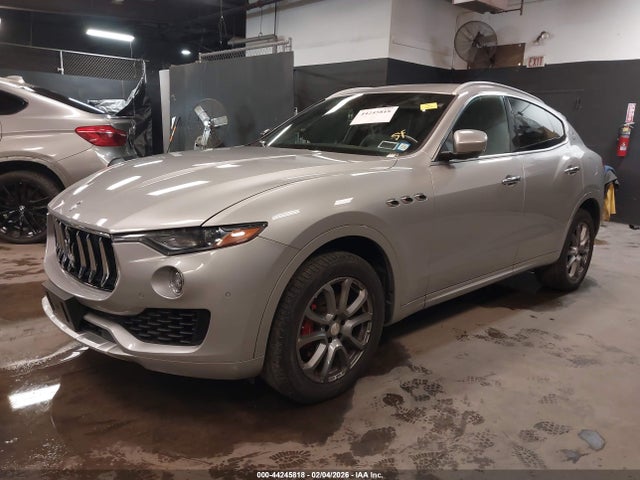 Aukcja sprzedaży 2017 Maserati Levante, vin: ZN661XUL8HX257865, numer aukcji: 44245818