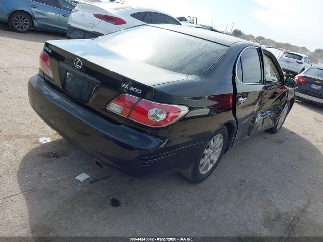 2002 LEXUS ES 300 JTHBF30G620080766 Photo 3