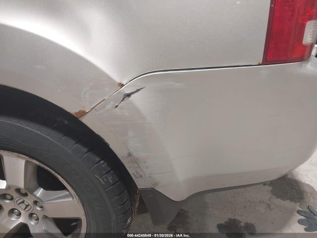 44245849 :رقم المزاد ، 5FNYF4H5XAB013219 vin ، 2010 Honda Pilot Ex-l مزاد بيع